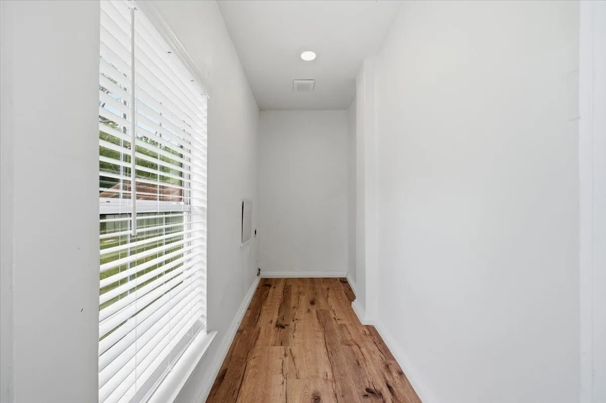Single Family Residence For Sale in Ellis County , 244 Dunlap Street, Waxahachie, Texas 75165, 3 Bedroom, 2 Bathroom, Garage spaces, 1,530 Sqft, built in 1940, Price $235,000, mls#21337652, Real Estate Agent in Waxahachie, Homes For Sale in Ellis county, Homes For Sale in Waxahachie, Realtor in Waxahachie Texas, Real Estate Brokerage Independent Realty Texas, Luminita Cordes Realtor