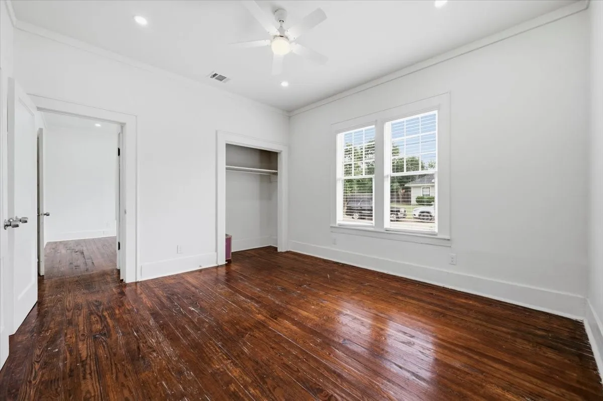 Single Family Residence For Sale in Ellis County , 244 Dunlap Street, Waxahachie, Texas 75165, 3 Bedroom, 2 Bathroom, Garage spaces, 1,530 Sqft, built in 1940, Price $235,000, mls#21337652, Real Estate Agent in Waxahachie, Homes For Sale in Ellis county, Homes For Sale in Waxahachie, Realtor in Waxahachie Texas, Real Estate Brokerage Independent Realty Texas, Luminita Cordes Realtor