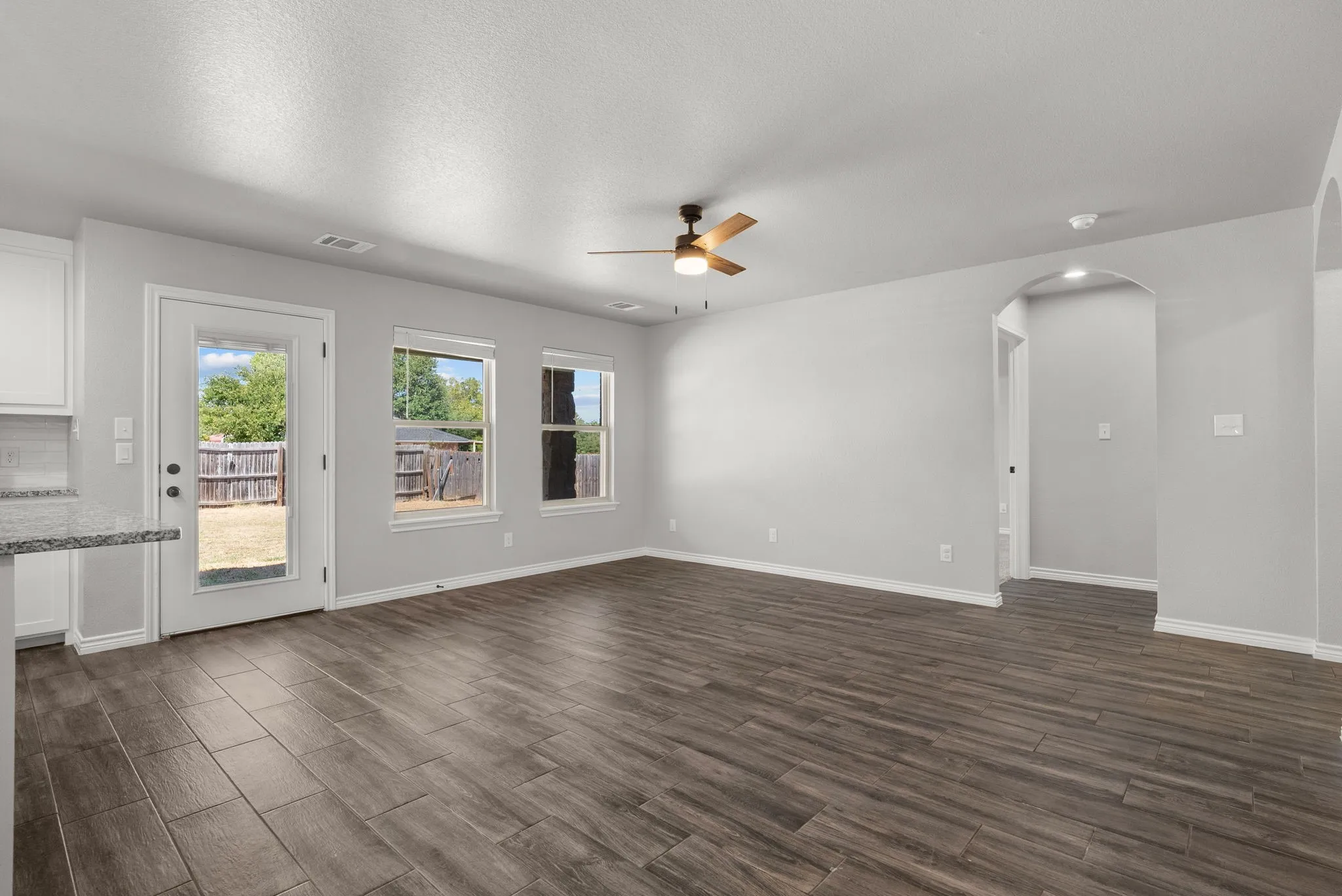 Duplex For Rent in Parker County , 220 St Charles Drive A, Springtown, Texas 76082, 3 Bedroom, 2 Bathroom, 1 Garage spaces, 1,398 Sqft, built in 2022, mls#21328667, Real Estate Agent in Springtown, Homes For Rent in Parker county, Homes For Rent in Springtown, Realtor in Springtown Texas, Real Estate Brokerage Independent Realty Texas, Luminita Cordes Realtor