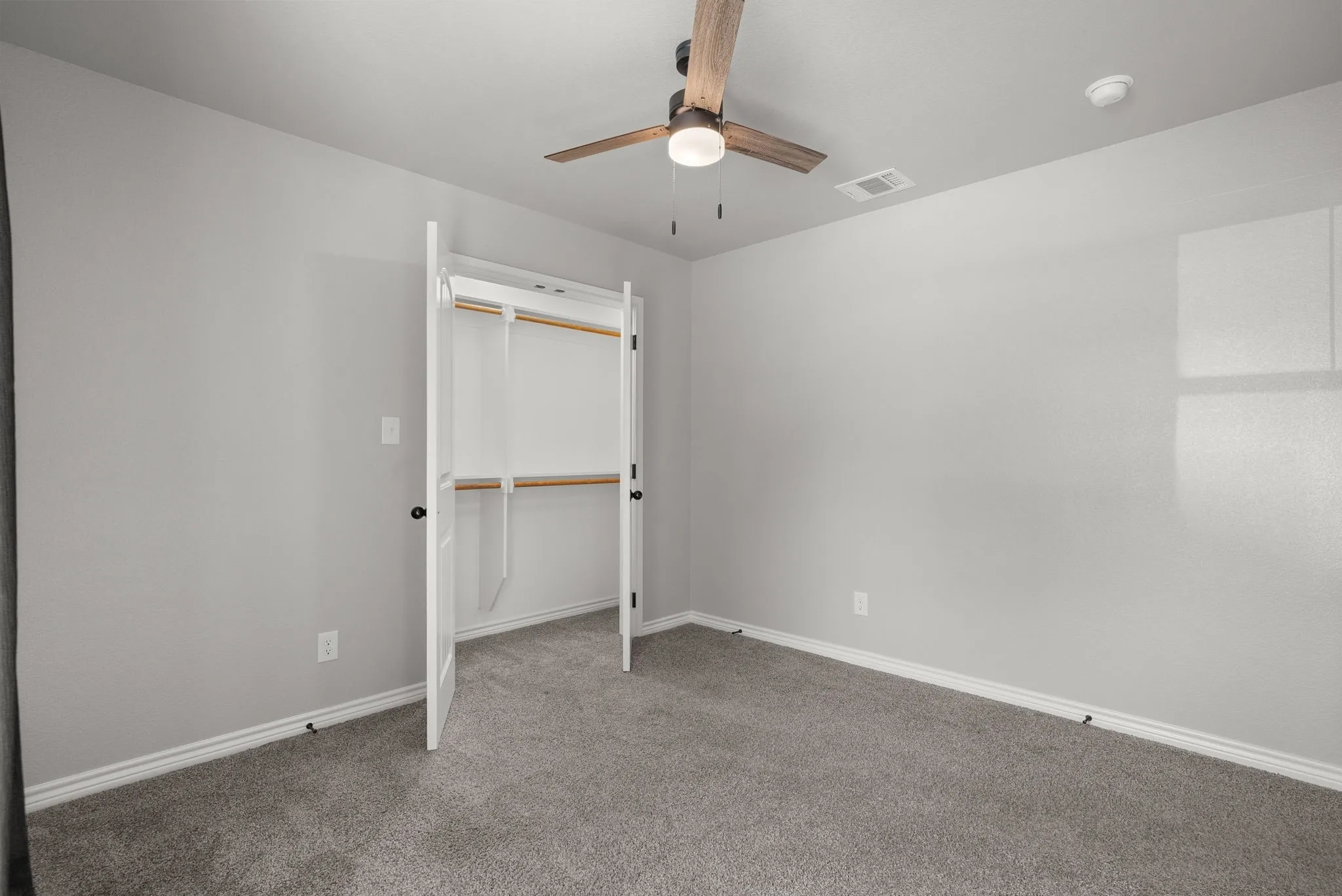 Duplex For Rent in Parker County , 220 St Charles Drive A, Springtown, Texas 76082, 3 Bedroom, 2 Bathroom, 1 Garage spaces, 1,398 Sqft, built in 2022, mls#21328667, Real Estate Agent in Springtown, Homes For Rent in Parker county, Homes For Rent in Springtown, Realtor in Springtown Texas, Real Estate Brokerage Independent Realty Texas, Luminita Cordes Realtor