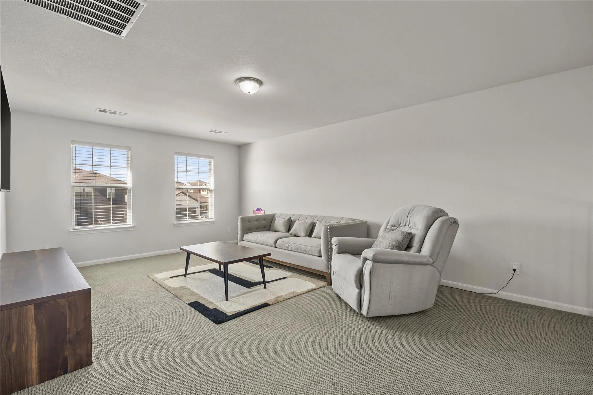 Single Family Residence For Sale in Kaufman County , 2121 Milligan Street, Forney, Texas 75126, 4 Bedroom, 3 Bathroom, 2 Garage spaces, 2,586 Sqft, built in 2023, mls#21337040, Real Estate Agent in Forney, Homes For Sale in Kaufman county, Homes For Sale in Forney, Realtor in Forney Texas, Real Estate Brokerage Independent Realty Texas, Luminita Cordes Realtor
