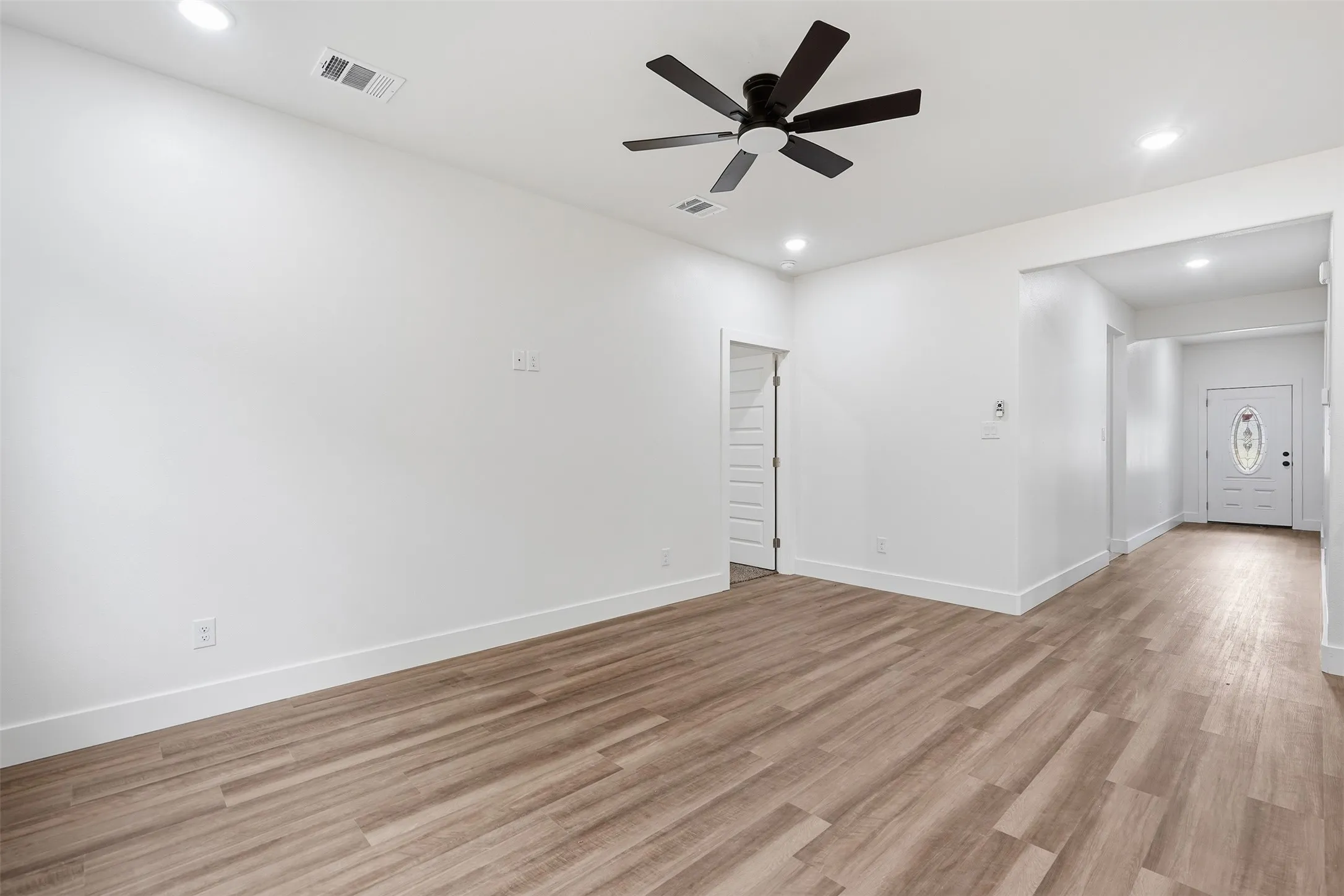 Single Family Residence For Sale in Tarrant County , 5931 Forest Haven Drive, Forest Hill, Texas 76119, 3 Bedroom, 2 Bathroom, 2 Garage spaces, 1,530 Sqft, built in 2026, mls#21337695, Real Estate Agent in Forest Hill, Homes For Sale in Tarrant county, Homes For Sale in Forest Hill, Realtor in Forest Hill Texas, Real Estate Brokerage Independent Realty Texas, Luminita Cordes Realtor