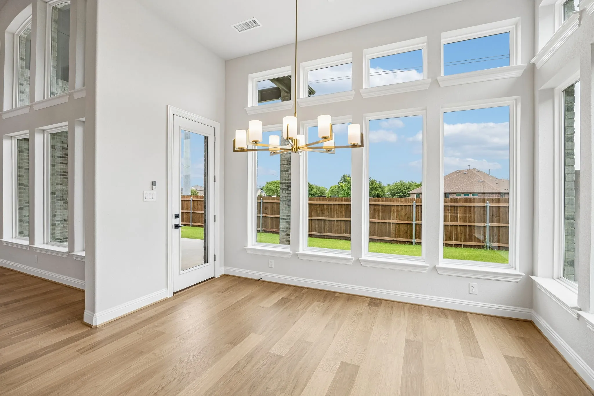 Single Family Residence For Sale in Tarrant County , 7606 Lanier Lane, Grand Prairie, Texas 75054, 3 Bedroom, 3 Bathroom, 2 Garage spaces, 3,290 Sqft, built in 2026, mls#21337697, Real Estate Agent in Grand Prairie, Homes For Sale in Tarrant county, Homes For Sale in Grand Prairie, Realtor in Grand Prairie Texas, Real Estate Brokerage Independent Realty Texas, Luminita Cordes Realtor