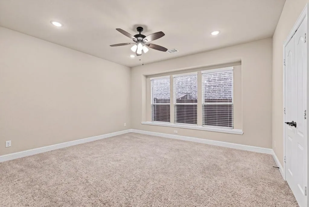 Single Family Residence For Sale in Collin County , 1012 Granger Drive, Mc Kinney, Texas 75071, 5 Bedroom, 4 Bathroom, 2 Garage spaces, 3,305 Sqft, built in 2020, mls#21337394, Real Estate Agent in Mc Kinney, Homes For Sale in Collin county, Homes For Sale in Mc Kinney, Realtor in Mc Kinney Texas, Real Estate Brokerage Independent Realty Texas, Luminita Cordes Realtor