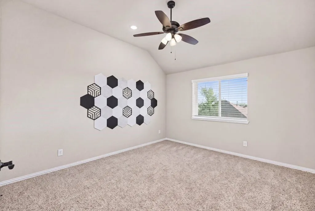 Single Family Residence For Sale in Collin County , 1012 Granger Drive, Mc Kinney, Texas 75071, 5 Bedroom, 4 Bathroom, 2 Garage spaces, 3,305 Sqft, built in 2020, mls#21337394, Real Estate Agent in Mc Kinney, Homes For Sale in Collin county, Homes For Sale in Mc Kinney, Realtor in Mc Kinney Texas, Real Estate Brokerage Independent Realty Texas, Luminita Cordes Realtor