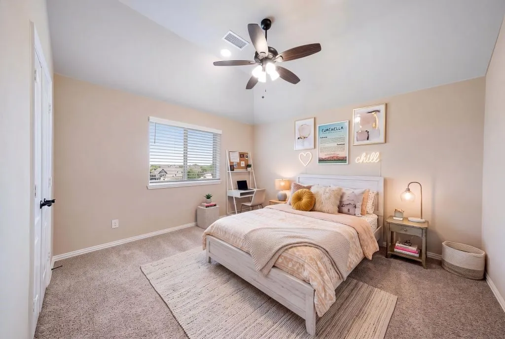 Single Family Residence For Sale in Collin County , 1012 Granger Drive, Mc Kinney, Texas 75071, 5 Bedroom, 4 Bathroom, 2 Garage spaces, 3,305 Sqft, built in 2020, mls#21337394, Real Estate Agent in Mc Kinney, Homes For Sale in Collin county, Homes For Sale in Mc Kinney, Realtor in Mc Kinney Texas, Real Estate Brokerage Independent Realty Texas, Luminita Cordes Realtor