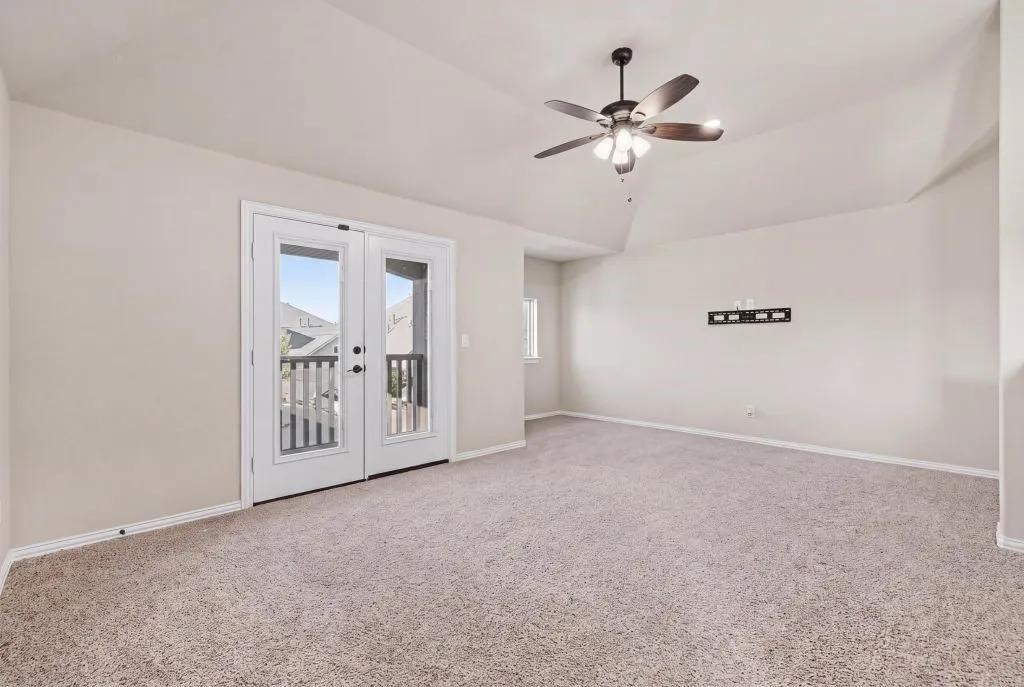 Single Family Residence For Sale in Collin County , 1012 Granger Drive, Mc Kinney, Texas 75071, 5 Bedroom, 4 Bathroom, 2 Garage spaces, 3,305 Sqft, built in 2020, mls#21337394, Real Estate Agent in Mc Kinney, Homes For Sale in Collin county, Homes For Sale in Mc Kinney, Realtor in Mc Kinney Texas, Real Estate Brokerage Independent Realty Texas, Luminita Cordes Realtor