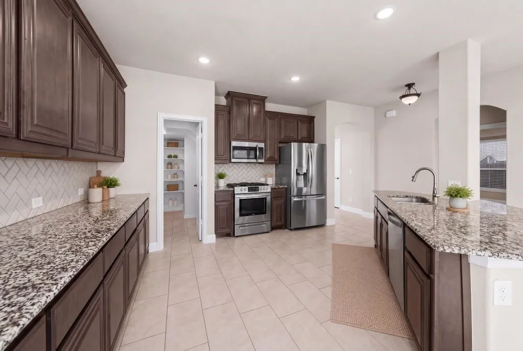 Single Family Residence For Sale in Collin County , 1012 Granger Drive, Mc Kinney, Texas 75071, 5 Bedroom, 4 Bathroom, 2 Garage spaces, 3,305 Sqft, built in 2020, mls#21337394, Real Estate Agent in Mc Kinney, Homes For Sale in Collin county, Homes For Sale in Mc Kinney, Realtor in Mc Kinney Texas, Real Estate Brokerage Independent Realty Texas, Luminita Cordes Realtor