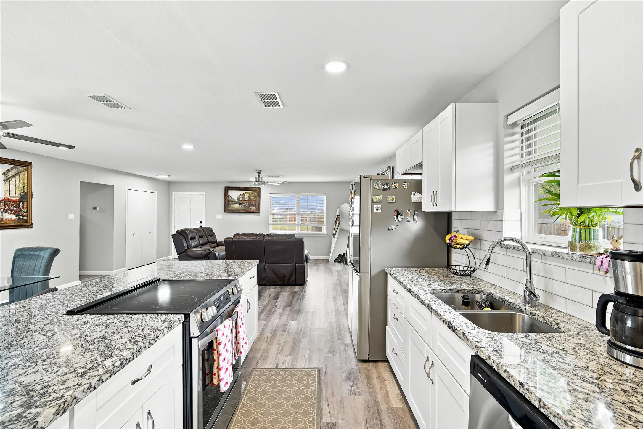 Single Family Residence For Sale in Dallas County , 222 Rockaway Drive, Duncanville, Texas 75116, 3 Bedroom, 2 Bathroom, 2 Garage spaces, 1,362 Sqft, built in 1965, mls#21337721, Real Estate Agent in Duncanville, Homes For Sale in Dallas county, Homes For Sale in Duncanville, Realtor in Duncanville Texas, Real Estate Brokerage Independent Realty Texas, Luminita Cordes Realtor