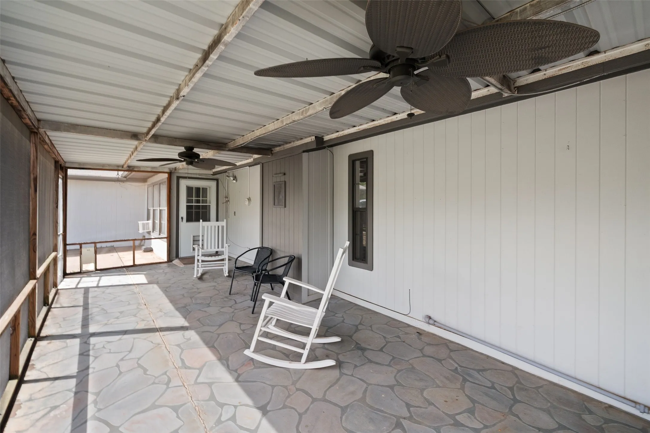 Business For Sale in Young County , 1331 Cherry Street, Graham, Texas 76450, 0, 0, Garage spaces, 0 Sqft, built in 1950, mls#21337696, Real Estate Agent in Graham, Homes For Sale in Young county, Homes For Sale in Graham, Realtor in Graham Texas, Real Estate Brokerage Independent Realty Texas, Luminita Cordes Realtor