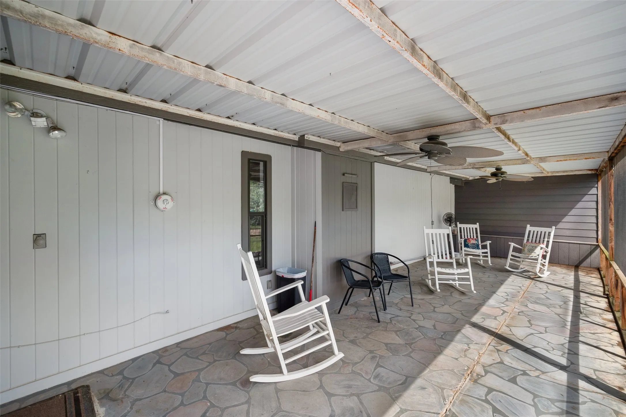 Business For Sale in Young County , 1331 Cherry Street, Graham, Texas 76450, 0, 0, Garage spaces, 0 Sqft, built in 1950, mls#21337696, Real Estate Agent in Graham, Homes For Sale in Young county, Homes For Sale in Graham, Realtor in Graham Texas, Real Estate Brokerage Independent Realty Texas, Luminita Cordes Realtor