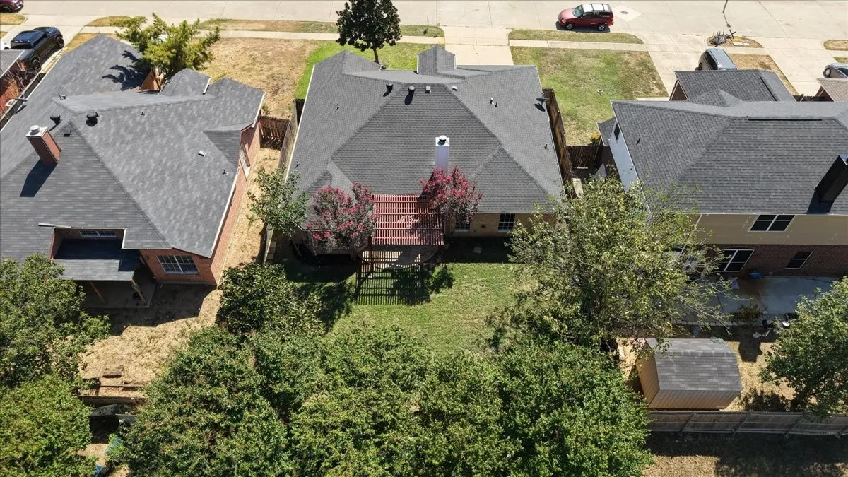 Single Family Residence For Sale in Dallas County , 1104 Brandy Station Road, Grand Prairie, Texas 75052, 4 Bedroom, 2 Bathroom, 2 Garage spaces, 1,819 Sqft, built in 1998, mls#21329778, Real Estate Agent in Grand Prairie, Homes For Sale in Dallas county, Homes For Sale in Grand Prairie, Realtor in Grand Prairie Texas, Real Estate Brokerage Independent Realty Texas, Luminita Cordes Realtor