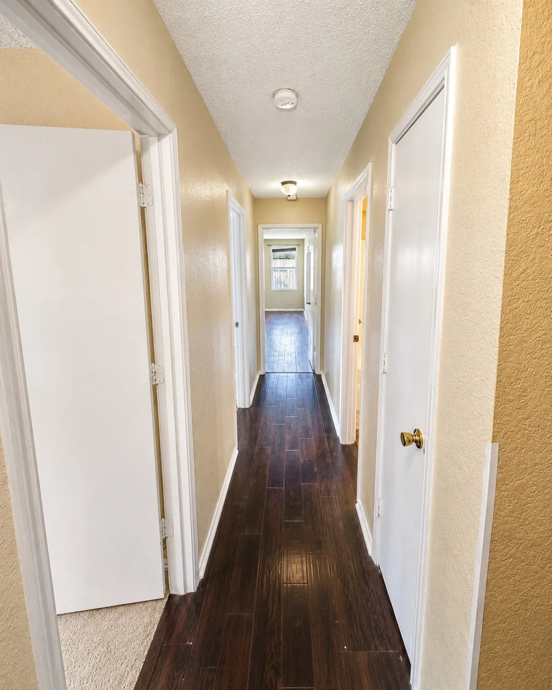 Single Family Residence For Sale in Denton County , 1600 Fieldstone Drive, Little Elm, Texas 75068, 3 Bedroom, 2 Bathroom, 2 Garage spaces, 1,868 Sqft, built in 2003, mls#21337491, Real Estate Agent in Little Elm, Homes For Sale in Denton county, Homes For Sale in Little Elm, Realtor in Little Elm Texas, Real Estate Brokerage Independent Realty Texas, Luminita Cordes Realtor