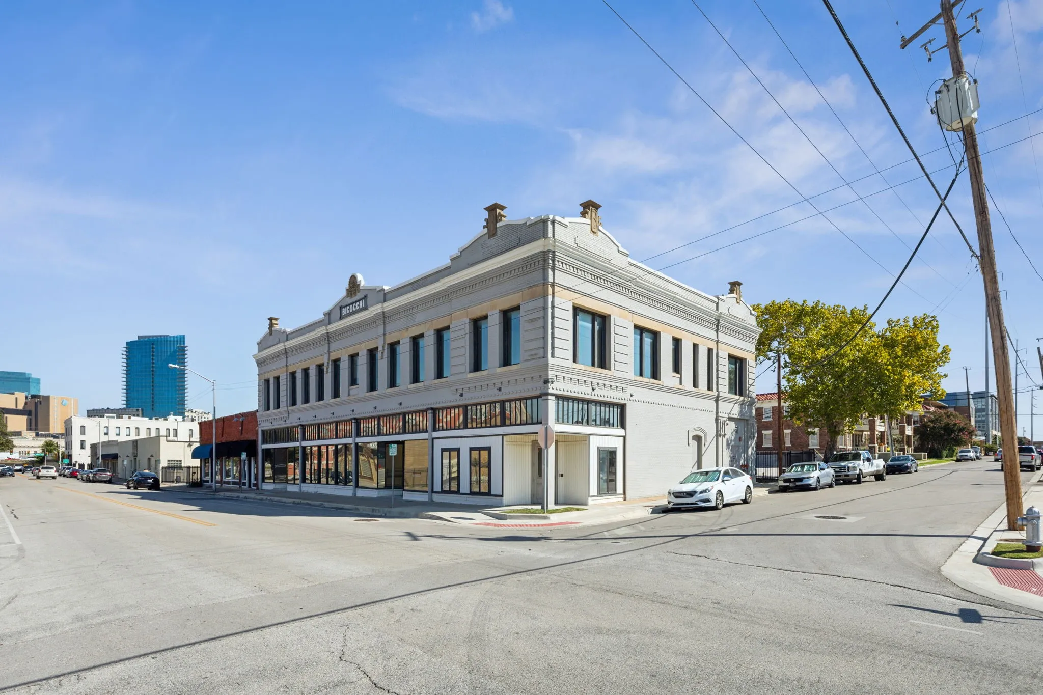 Retail For Rent in Tarrant County , 215 S Jennings Street, Fort Worth, Texas 76104, 0, 0, Garage spaces, 14,773 Sqft, built in 1909, Price $22, mls#21336640, Real Estate Agent in Fort Worth, Homes For Rent in Tarrant county, Homes For Rent in Fort Worth, Realtor in Fort Worth Texas, Real Estate Brokerage Independent Realty Texas, Luminita Cordes Realtor