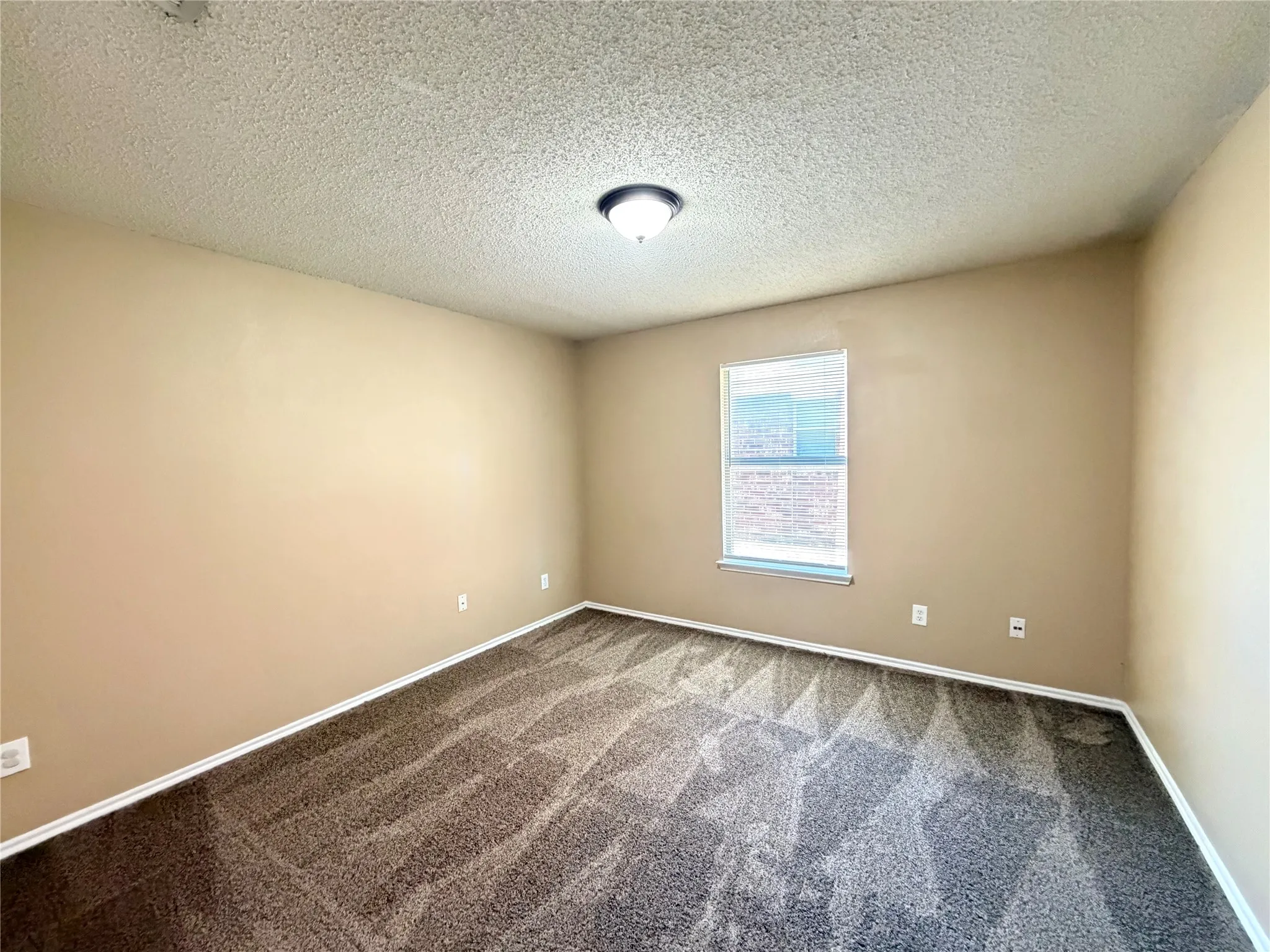Single Family Residence For Rent in Dallas County , 185 Rolling Court, Lancaster, Texas 75146, 3 Bedroom, 2 Bathroom, 2 Garage spaces, 1,986 Sqft, built in 2006, mls#21337753, Real Estate Agent in Lancaster, Homes For Rent in Dallas county, Homes For Rent in Lancaster, Realtor in Lancaster Texas, Real Estate Brokerage Independent Realty Texas, Luminita Cordes Realtor