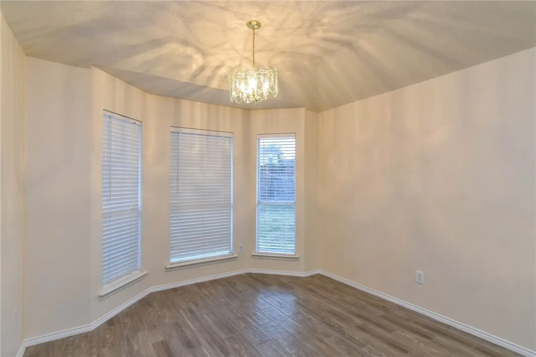 Single Family Residence For Rent in Collin County , 5505 Cedar Elm Drive, Mc Kinney, Texas 75070, 3 Bedroom, 2 Bathroom, 2 Garage spaces, 1,666 Sqft, built in 2003, mls#21336796, Real Estate Agent in Mc Kinney, Homes For Rent in Collin county, Homes For Rent in Mc Kinney, Realtor in Mc Kinney Texas, Real Estate Brokerage Independent Realty Texas, Luminita Cordes Realtor