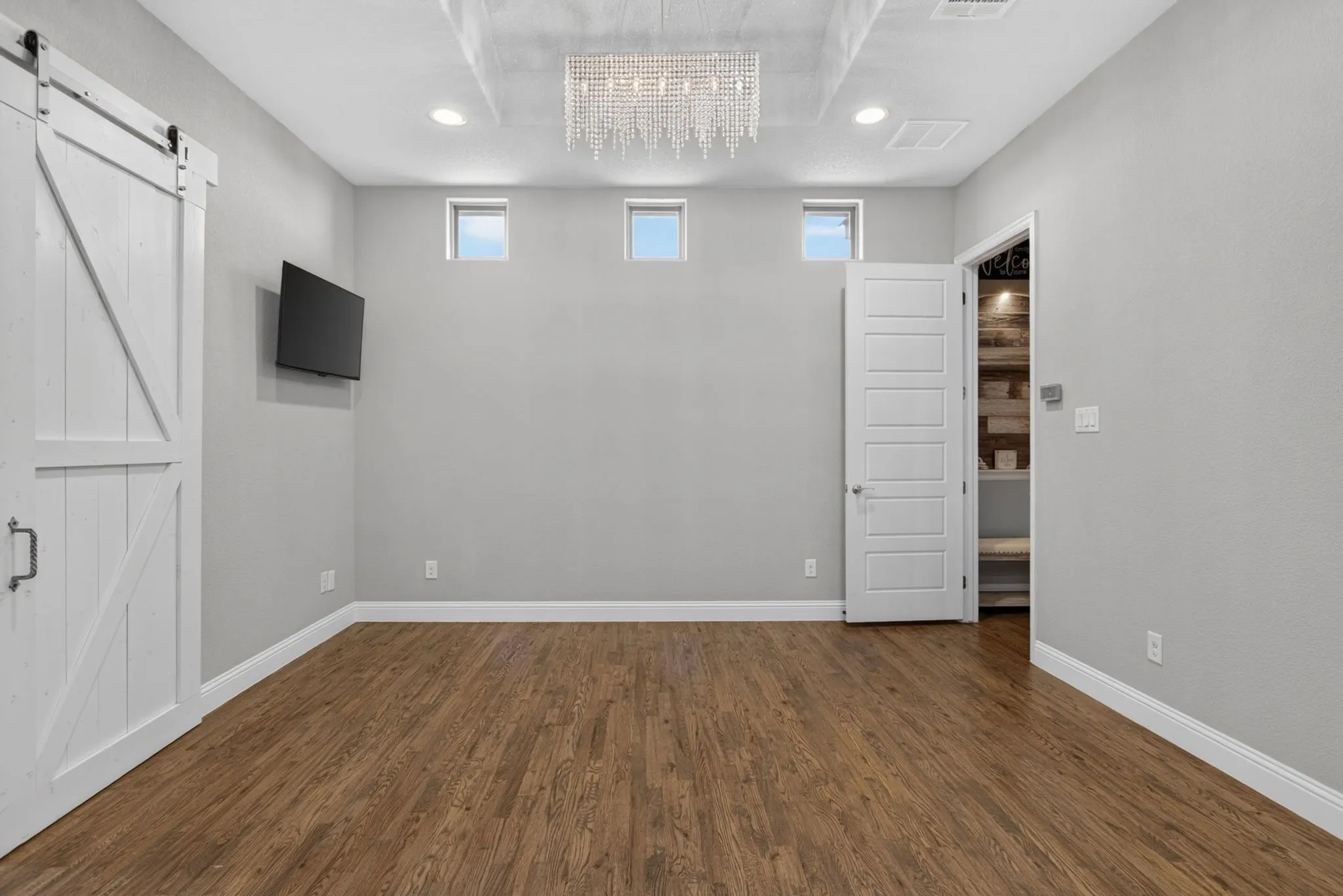 Living off bedroom