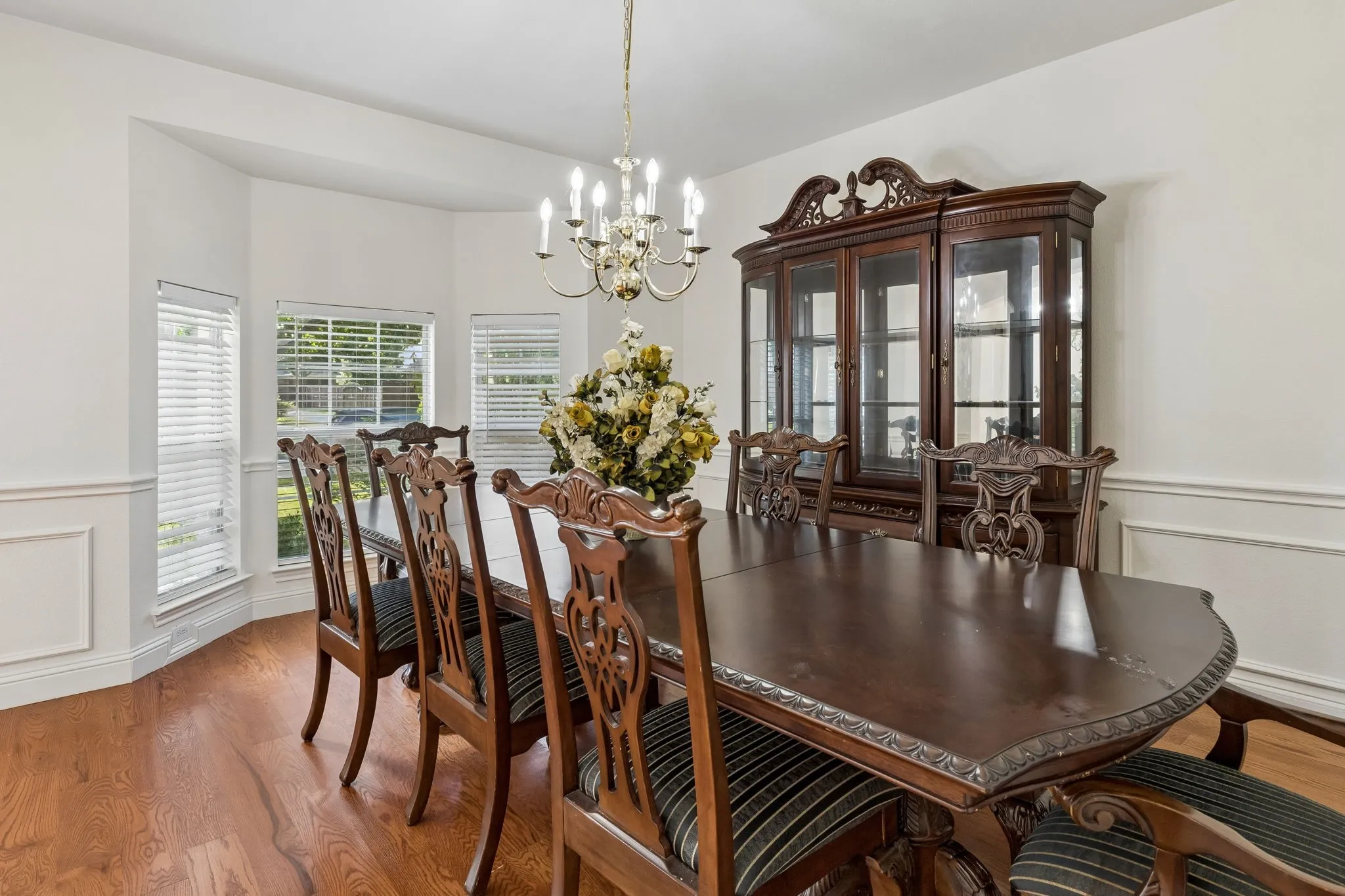 Single Family Residence For Sale in Collin County , 717 Morningside Trail, Murphy, Texas 75094, 5 Bedroom, 4 Bathroom, 2 Garage spaces, 4,428 Sqft, built in 2005, mls#21331844, Real Estate Agent in Murphy, Homes For Sale in Collin county, Homes For Sale in Murphy, Realtor in Murphy Texas, Real Estate Brokerage Independent Realty Texas, Luminita Cordes Realtor