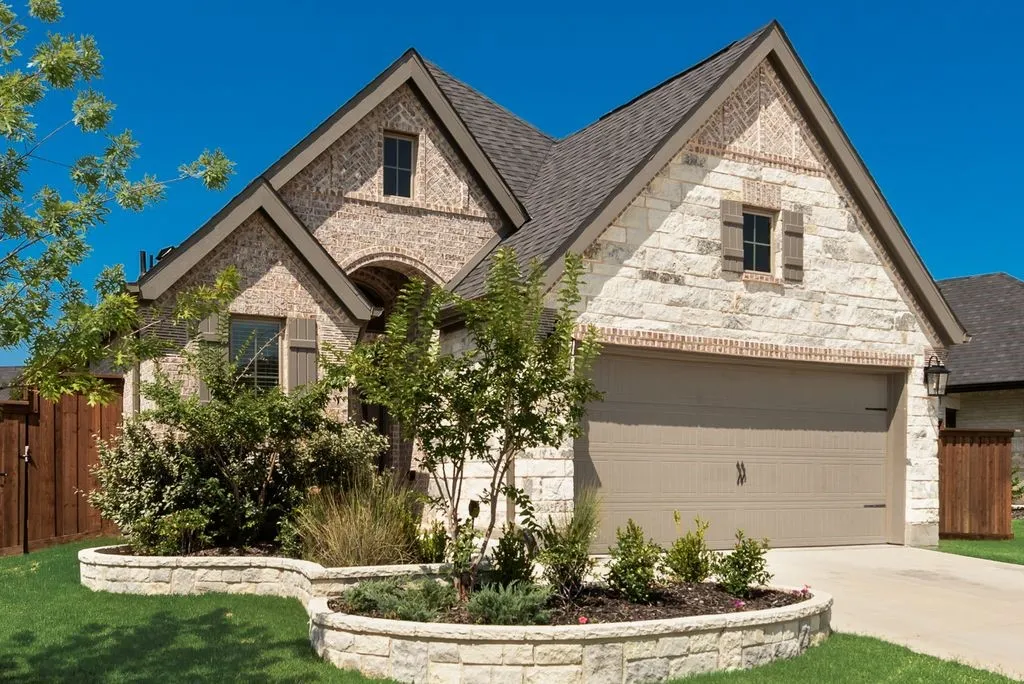 Single Family Residence For Sale in Wise County , 119 Palo Duro Bend, Rhome, Texas 76078, 3 Bedroom, 3 Bathroom, 2 Garage spaces, 1,743 Sqft, built in 2024, mls#21337795, Real Estate Agent in Rhome, Homes For Sale in Wise county, Homes For Sale in Rhome, Realtor in Rhome Texas, Real Estate Brokerage Independent Realty Texas, Luminita Cordes Realtor