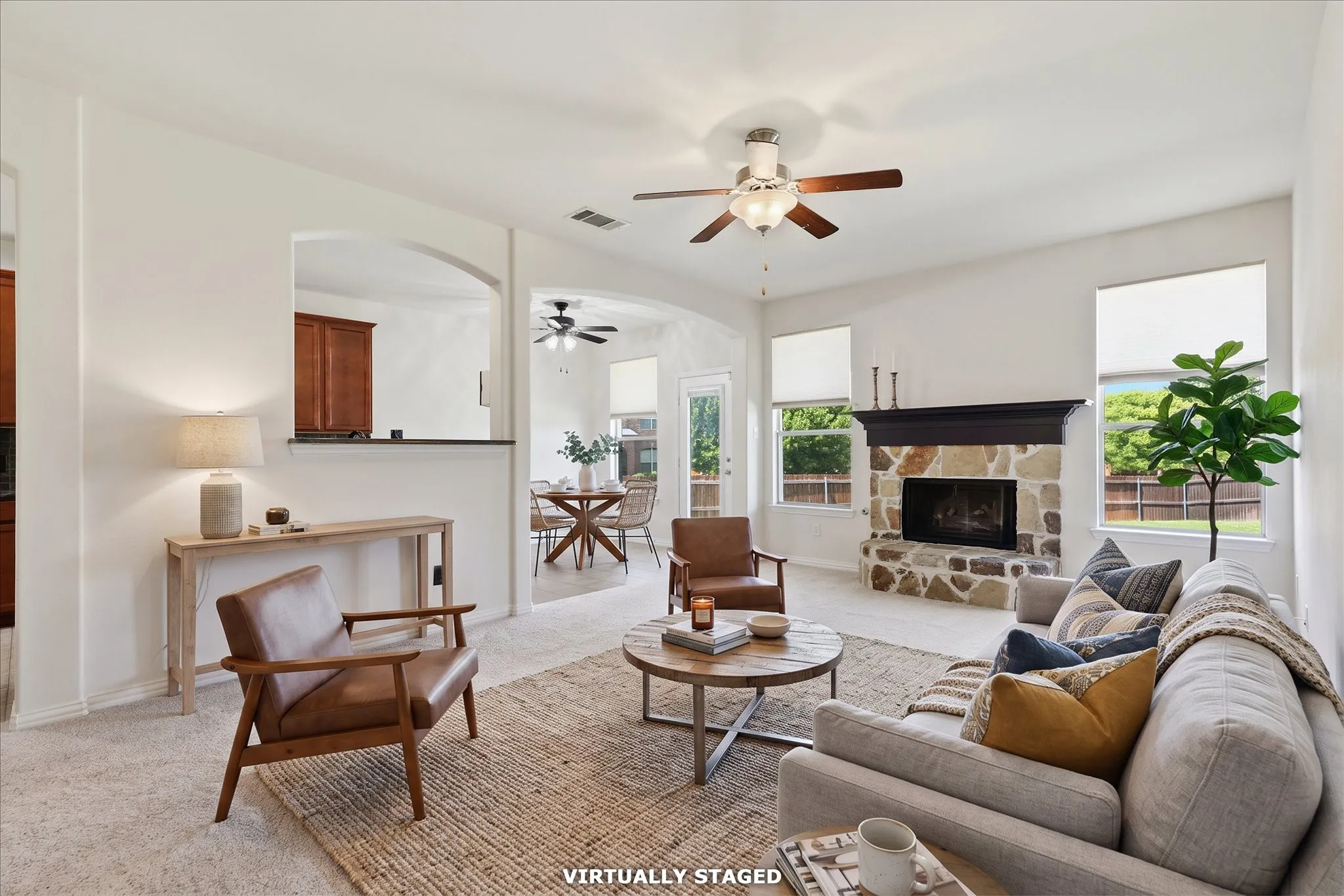 Single Family Residence For Sale in Denton County , 712 Hawk Valley Drive, Little Elm, Texas 75068, 4 Bedroom, 3 Bathroom, 2 Garage spaces, 2,772 Sqft, built in 2010, mls#21337762, Real Estate Agent in Little Elm, Homes For Sale in Denton county, Homes For Sale in Little Elm, Realtor in Little Elm Texas, Real Estate Brokerage Independent Realty Texas, Luminita Cordes Realtor
