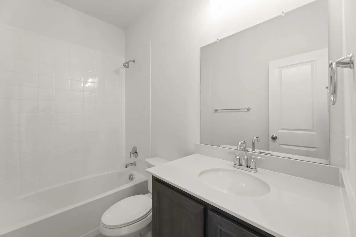 18-edgewood-floor-plan-bathroom-2-rockwall-tx
