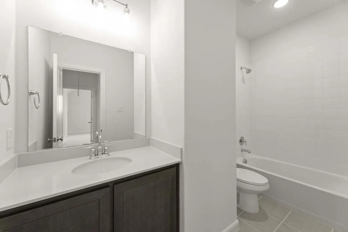 20-edgewood-floor-plan-bathroom-3-rockwall-tx