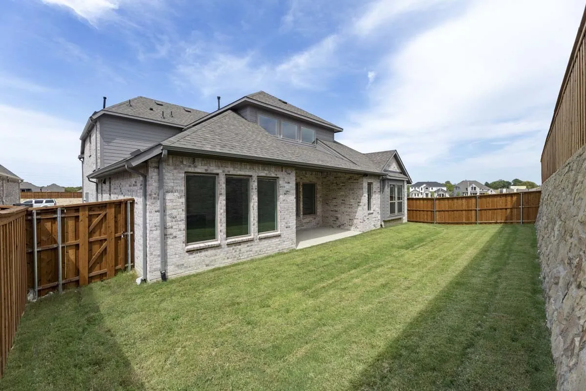 23-edgewood-floor-plan-backyard-rear-exterior-rockwall-tx