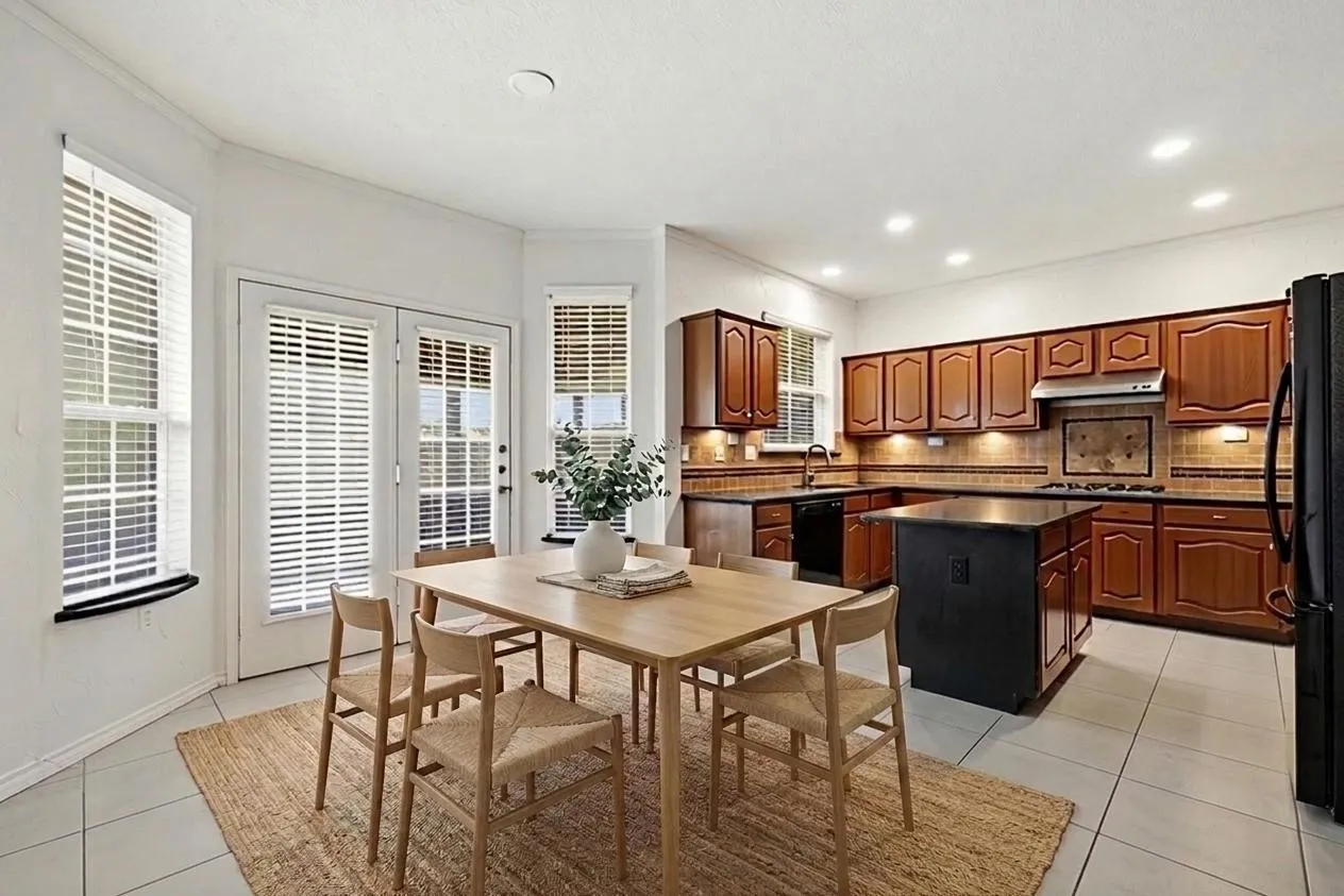 Virtually Staged, furniture, wall hangings, and/or rugs added
