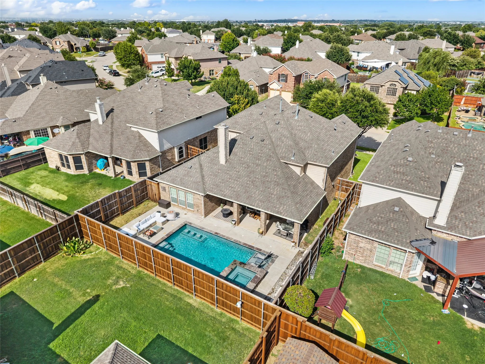 Single Family Residence For Sale in Tarrant County , 11809 Indian Pony Way, Fort Worth, Texas 76244, 4 Bedroom, 4 Bathroom, 2 Garage spaces, 3,356 Sqft, built in 2011, mls#21336120, Real Estate Agent in Fort Worth, Homes For Sale in Tarrant county, Homes For Sale in Fort Worth, Realtor in Fort Worth Texas, Real Estate Brokerage Independent Realty Texas, Luminita Cordes Realtor