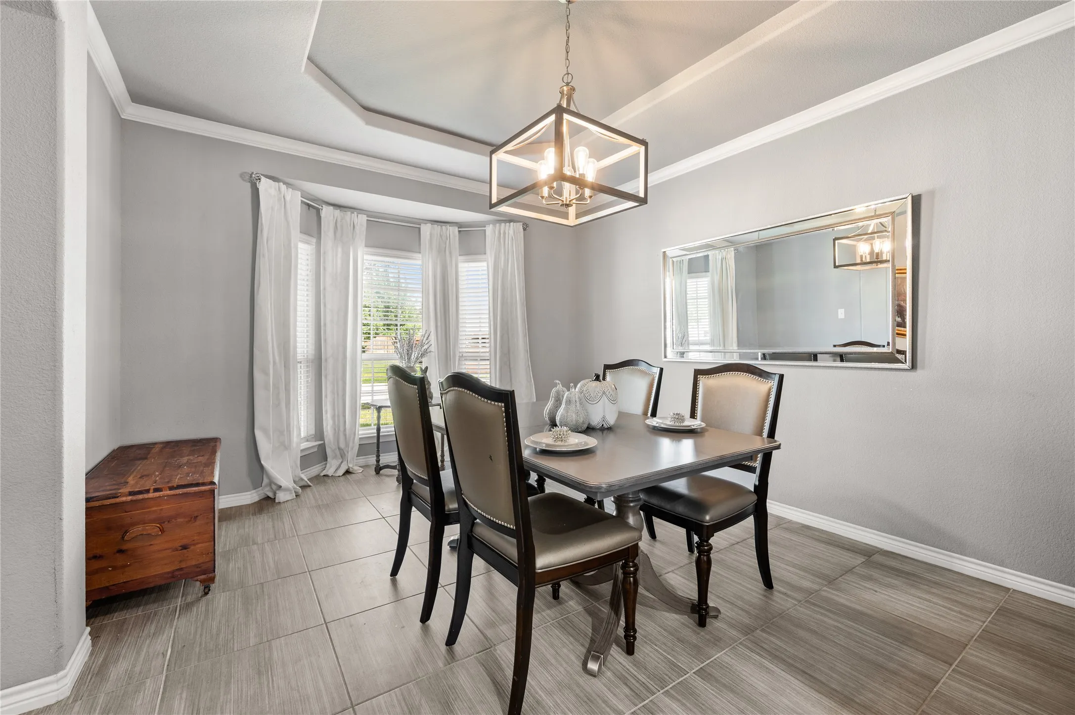 Single Family Residence For Sale in Tarrant County , 11809 Indian Pony Way, Fort Worth, Texas 76244, 4 Bedroom, 4 Bathroom, 2 Garage spaces, 3,356 Sqft, built in 2011, mls#21336120, Real Estate Agent in Fort Worth, Homes For Sale in Tarrant county, Homes For Sale in Fort Worth, Realtor in Fort Worth Texas, Real Estate Brokerage Independent Realty Texas, Luminita Cordes Realtor