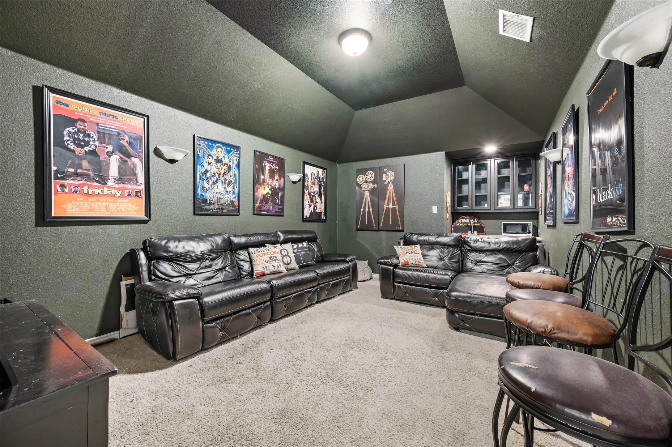 Single Family Residence For Sale in Tarrant County , 11809 Indian Pony Way, Fort Worth, Texas 76244, 4 Bedroom, 4 Bathroom, 2 Garage spaces, 3,356 Sqft, built in 2011, mls#21336120, Real Estate Agent in Fort Worth, Homes For Sale in Tarrant county, Homes For Sale in Fort Worth, Realtor in Fort Worth Texas, Real Estate Brokerage Independent Realty Texas, Luminita Cordes Realtor