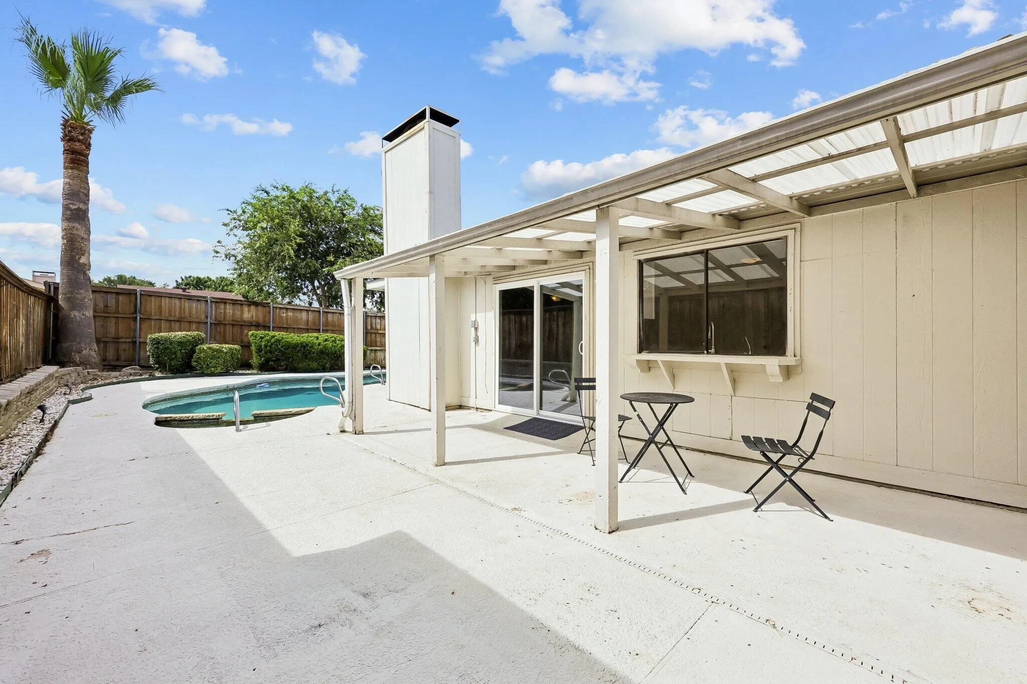 Single Family Residence For Rent in Denton County , 2604 Winding Creek Drive, Carrollton, Texas 75007, 3 Bedroom, 2 Bathroom, 2 Garage spaces, 1,903 Sqft, built in 1983, mls#21337829, Real Estate Agent in Carrollton, Homes For Rent in Denton county, Homes For Rent in Carrollton, Realtor in Carrollton Texas, Real Estate Brokerage Independent Realty Texas, Luminita Cordes Realtor
