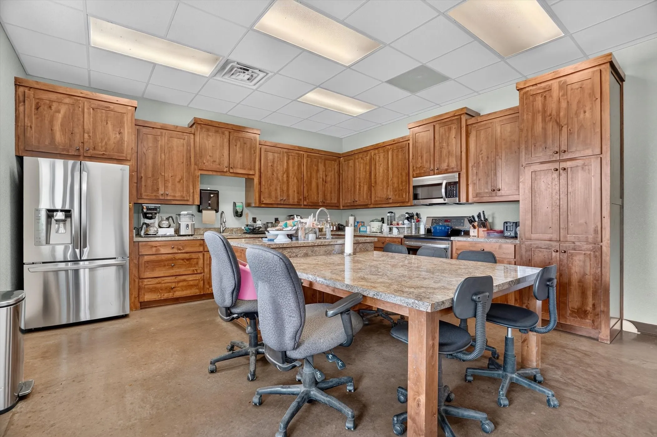 Office For Sale in Parker County , 3470 Mineral Wells Highway, Weatherford, Texas 76088, 0, 0, Garage spaces, 0 Sqft, built in 2014, mls#21331400, Real Estate Agent in Weatherford, Homes For Sale in Parker county, Homes For Sale in Weatherford, Realtor in Weatherford Texas, Real Estate Brokerage Independent Realty Texas, Luminita Cordes Realtor