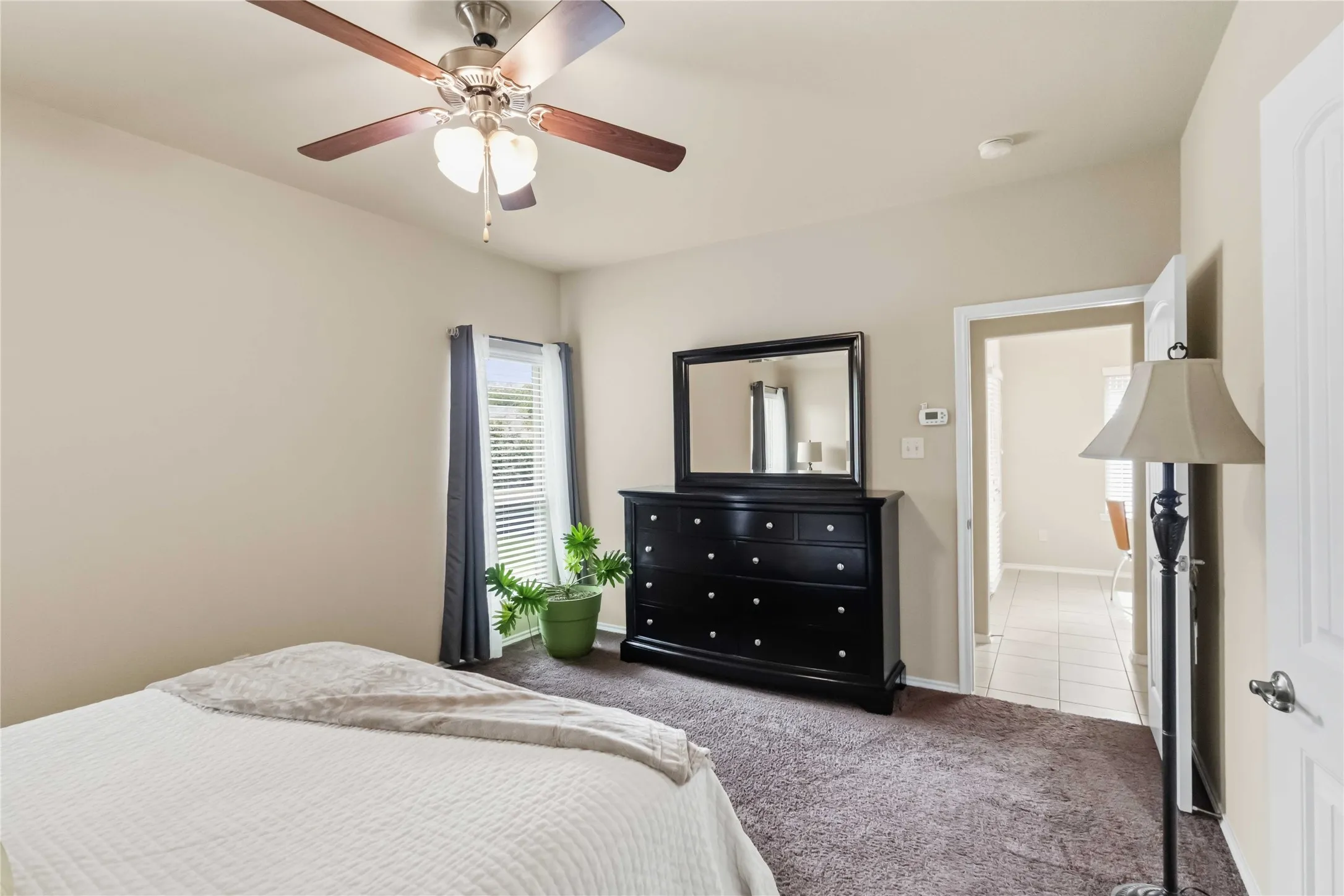 Single Family Residence For Sale in Collin County , 9804 Cottontail Lane, Mc Kinney, Texas 75071, 3 Bedroom, 2 Bathroom, 2 Garage spaces, 1,416 Sqft, built in 2015, mls#21336422, Real Estate Agent in Mc Kinney, Homes For Sale in Collin county, Homes For Sale in Mc Kinney, Realtor in Mc Kinney Texas, Real Estate Brokerage Independent Realty Texas, Luminita Cordes Realtor
