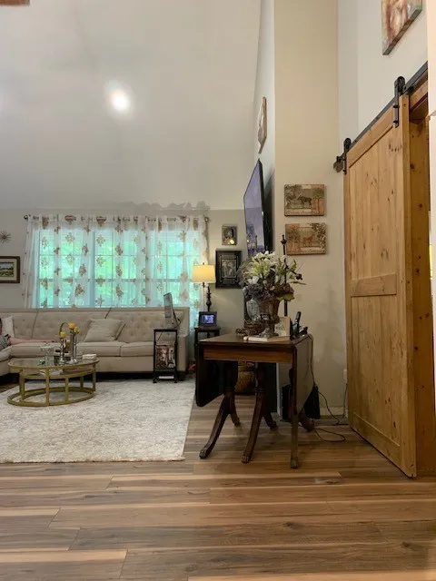 Single Family Residence For Sale in Wood County , 860 Wildwood Trail, Holly Lake Ranch, Texas 75765, 4 Bedroom, 3 Bathroom, 2 Garage spaces, 2,064 Sqft, built in 1996, mls#21336411, Real Estate Agent in Holly Lake Ranch, Homes For Sale in Wood county, Homes For Sale in Holly Lake Ranch, Realtor in Holly Lake Ranch Texas, Real Estate Brokerage Independent Realty Texas, Luminita Cordes Realtor