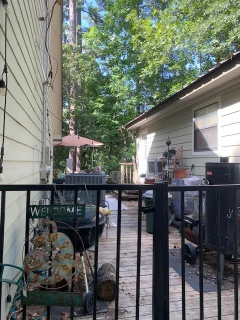 Single Family Residence For Sale in Wood County , 860 Wildwood Trail, Holly Lake Ranch, Texas 75765, 4 Bedroom, 3 Bathroom, 2 Garage spaces, 2,064 Sqft, built in 1996, mls#21336411, Real Estate Agent in Holly Lake Ranch, Homes For Sale in Wood county, Homes For Sale in Holly Lake Ranch, Realtor in Holly Lake Ranch Texas, Real Estate Brokerage Independent Realty Texas, Luminita Cordes Realtor