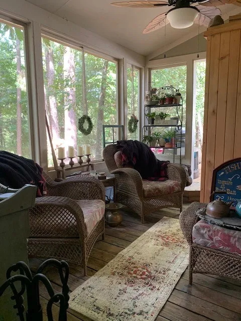 Single Family Residence For Sale in Wood County , 860 Wildwood Trail, Holly Lake Ranch, Texas 75765, 4 Bedroom, 3 Bathroom, 2 Garage spaces, 2,064 Sqft, built in 1996, mls#21336411, Real Estate Agent in Holly Lake Ranch, Homes For Sale in Wood county, Homes For Sale in Holly Lake Ranch, Realtor in Holly Lake Ranch Texas, Real Estate Brokerage Independent Realty Texas, Luminita Cordes Realtor