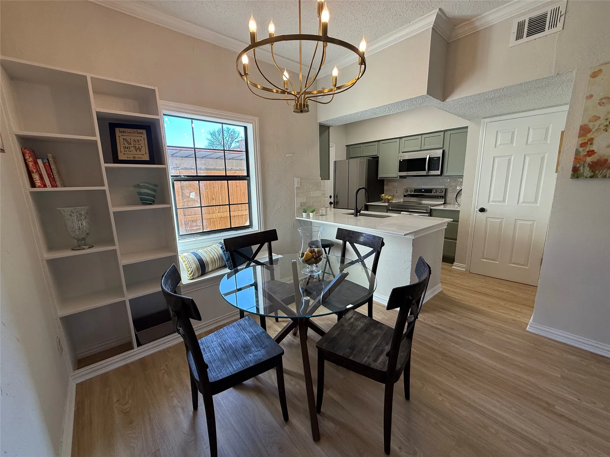 Condominium For Sale in Dallas County , 11655 Audelia Road 402, Dallas, Texas 75243, 2 Bedroom, 2 Bathroom, Garage spaces, 983 Sqft, built in 1982, mls#21337840, Real Estate Agent in Dallas, Homes For Sale in Dallas county, Homes For Sale in Dallas, Realtor in Dallas Texas, Real Estate Brokerage Independent Realty Texas, Luminita Cordes Realtor