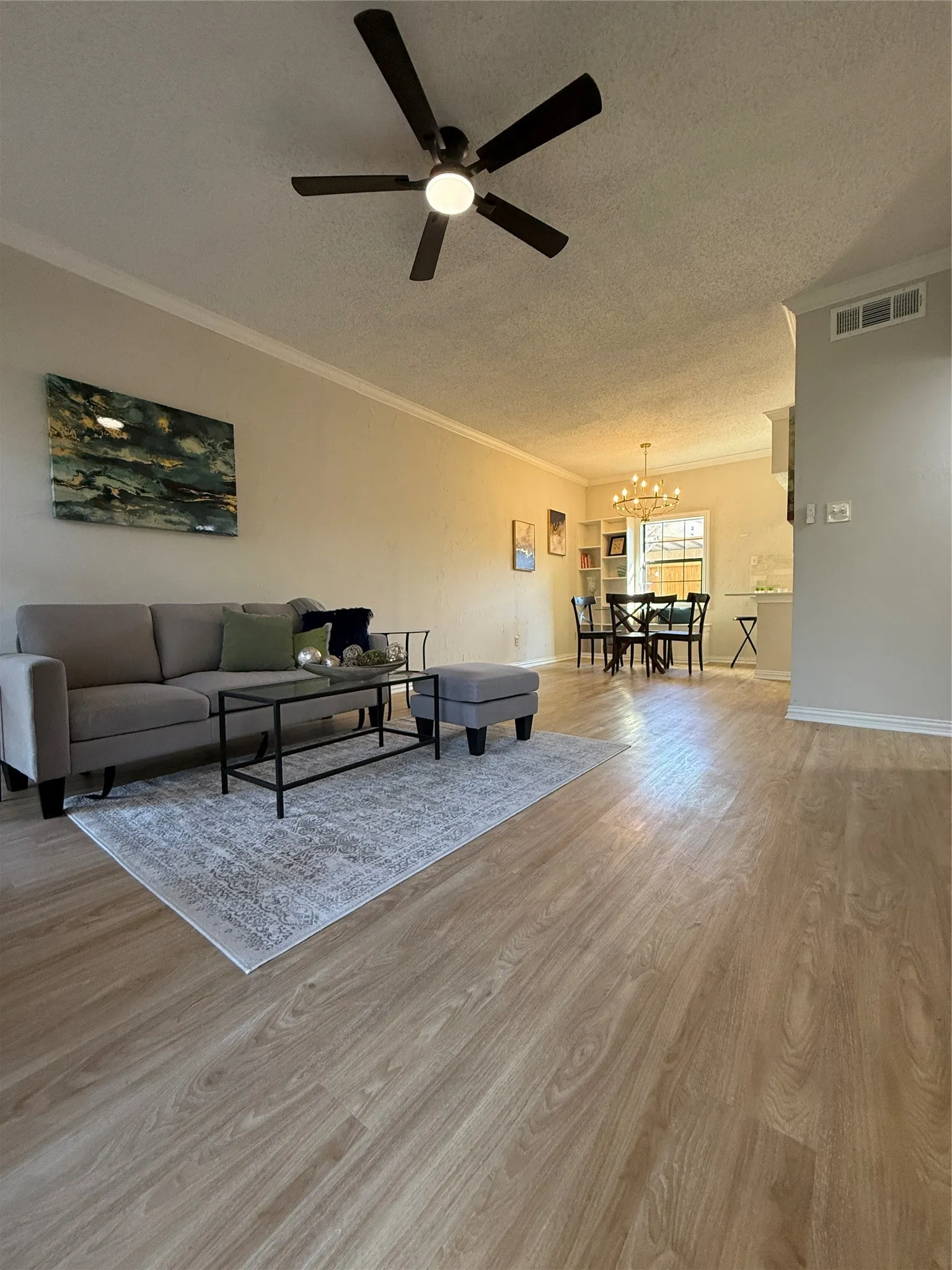 Condominium For Sale in Dallas County , 11655 Audelia Road 402, Dallas, Texas 75243, 2 Bedroom, 2 Bathroom, Garage spaces, 983 Sqft, built in 1982, mls#21337840, Real Estate Agent in Dallas, Homes For Sale in Dallas county, Homes For Sale in Dallas, Realtor in Dallas Texas, Real Estate Brokerage Independent Realty Texas, Luminita Cordes Realtor