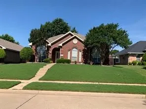Single Family Residence For Rent in Collin County , 8209 Bells Street, Frisco, Texas 75035, 3 Bedroom, 2 Bathroom, 2 Garage spaces, 1,831 Sqft, built in 1993, mls#21337842, Real Estate Agent in Frisco, Homes For Rent in Collin county, Homes For Rent in Frisco, Realtor in Frisco Texas, Real Estate Brokerage Independent Realty Texas, Luminita Cordes Realtor