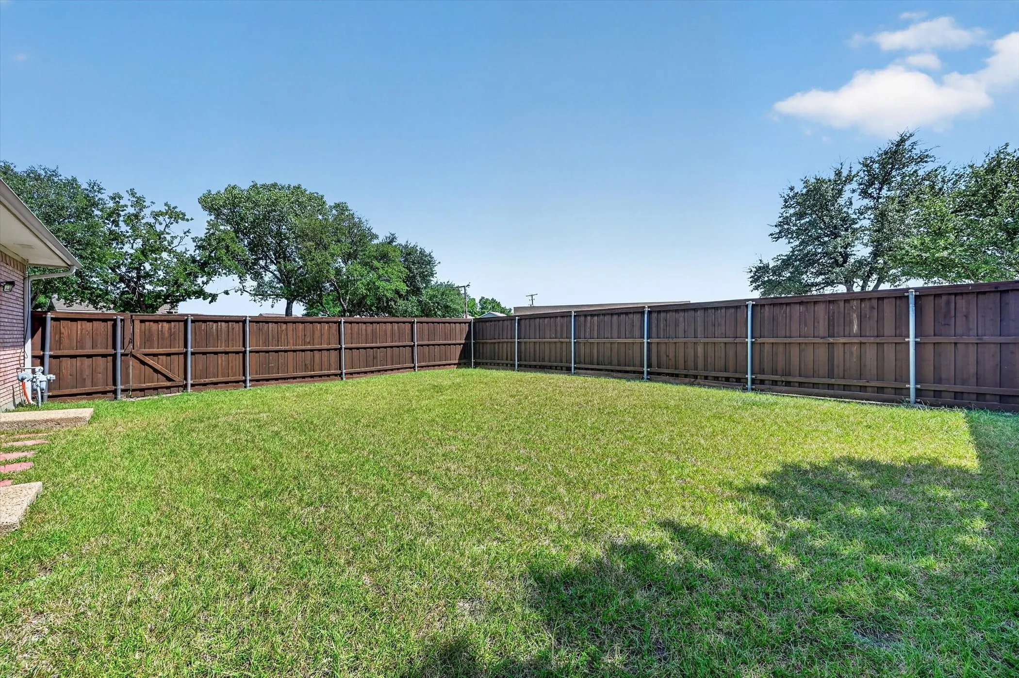 Office For Sale in Tarrant County , 5500 Woodland Park Boulevard, Arlington, Texas 76013, 0, 0, Garage spaces, 0 Sqft, built in 1995, mls#21337832, Real Estate Agent in Arlington, Homes For Sale in Tarrant county, Homes For Sale in Arlington, Realtor in Arlington Texas, Real Estate Brokerage Independent Realty Texas, Luminita Cordes Realtor