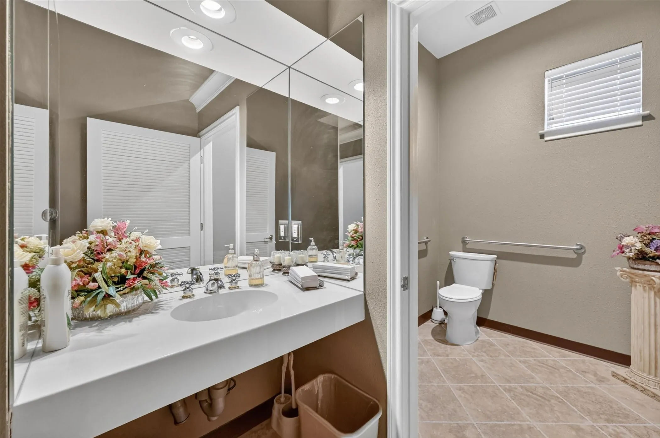 Office For Sale in Tarrant County , 5500 Woodland Park Boulevard, Arlington, Texas 76013, 0, 0, Garage spaces, 0 Sqft, built in 1995, mls#21337832, Real Estate Agent in Arlington, Homes For Sale in Tarrant county, Homes For Sale in Arlington, Realtor in Arlington Texas, Real Estate Brokerage Independent Realty Texas, Luminita Cordes Realtor