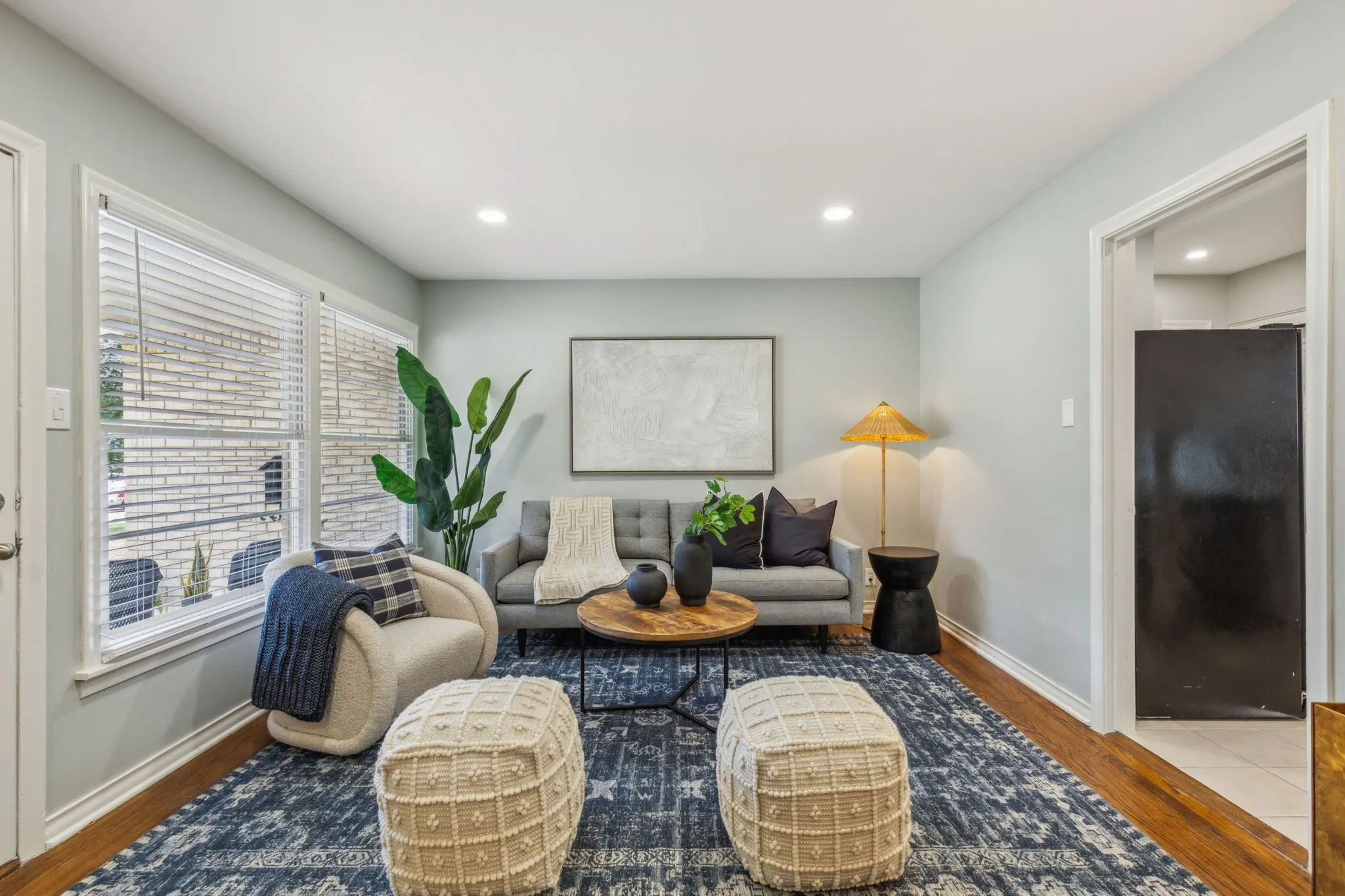 Single Family Residence For Rent in Dallas County , 628 Ridgedale Drive, Richardson, Texas 75080, 3 Bedroom, 2 Bathroom, 1 Garage spaces, 1,212 Sqft, built in 1955, mls#21337120, Real Estate Agent in Richardson, Homes For Rent in Dallas county, Homes For Rent in Richardson, Realtor in Richardson Texas, Real Estate Brokerage Independent Realty Texas, Luminita Cordes Realtor