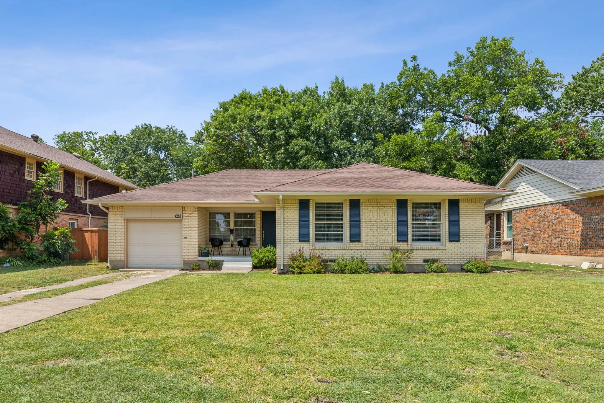 Single Family Residence For Rent in Dallas County , 628 Ridgedale Drive, Richardson, Texas 75080, 3 Bedroom, 2 Bathroom, 1 Garage spaces, 1,212 Sqft, built in 1955, mls#21337120, Real Estate Agent in Richardson, Homes For Rent in Dallas county, Homes For Rent in Richardson, Realtor in Richardson Texas, Real Estate Brokerage Independent Realty Texas, Luminita Cordes Realtor