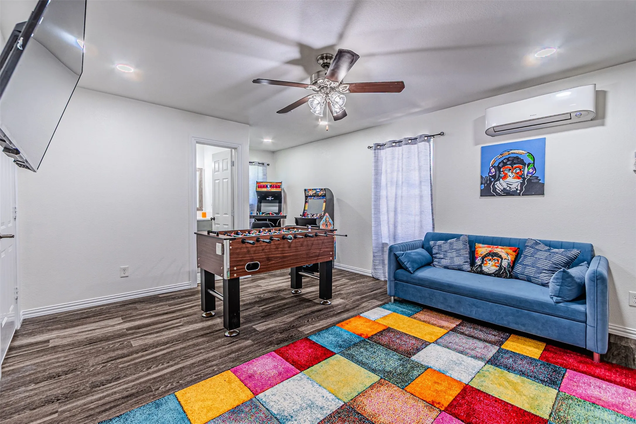 Single Family Residence For Sale in Dallas County , 5001 Worthing Drive, Garland, Texas 75043, 5 Bedroom, 4 Bathroom, 1 Garage spaces, 2,566 Sqft, built in 1996, mls#21337860, Real Estate Agent in Garland, Homes For Sale in Dallas county, Homes For Sale in Garland, Realtor in Garland Texas, Real Estate Brokerage Independent Realty Texas, Luminita Cordes Realtor