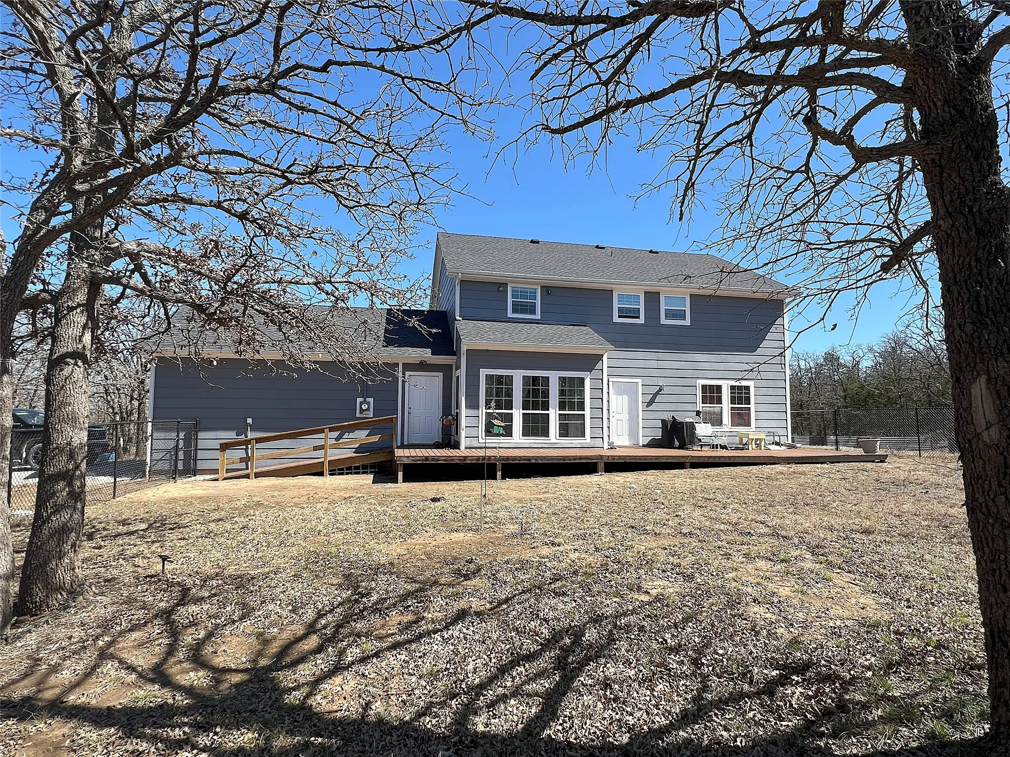 Single Family Residence For Sale in Cooke County , 1447 County Road 189, Gainesville, Texas 76240, 3 Bedrooms, 3 Bathrooms, 2 Garage spaces, 2,426 Sqft, built in 1991, Price $380,000, mls#21337785, Real Estate Agent in Gainesville, Homes For Sale in Cooke county, Homes For Sale in Gainesville, Realtor in Gainesville Texas, Real Estate Brokerage Independent Realty Texas, Luminita Cordes Realtor