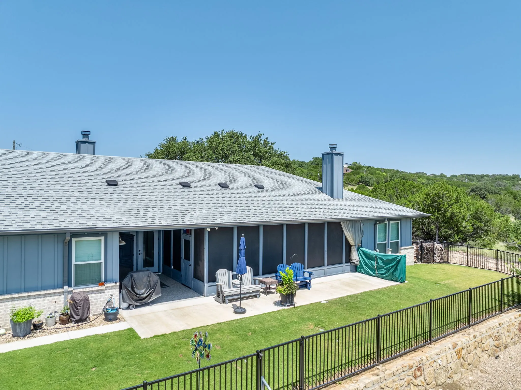 Single Family Residence For Sale in Erath County , 1665 Overlook Ridge, Bluff Dale, Texas 76433, 3 Bedroom, 2 Bathroom, 3 Garage spaces, 2,670 Sqft, built in 2022, mls#21335701, Real Estate Agent in Bluff Dale, Homes For Sale in Erath county, Homes For Sale in Bluff Dale, Realtor in Bluff Dale Texas, Real Estate Brokerage Independent Realty Texas, Luminita Cordes Realtor
