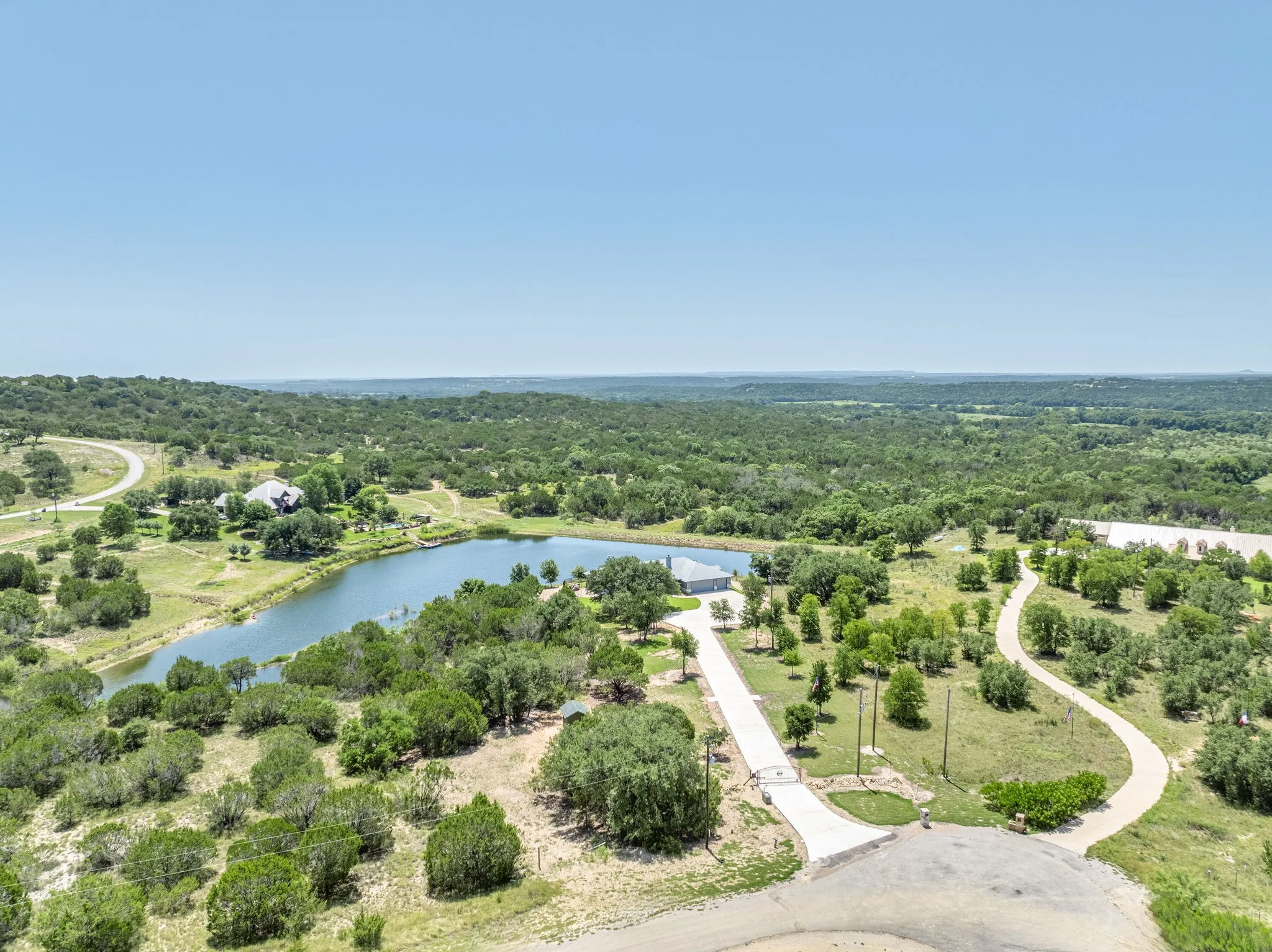 Single Family Residence For Sale in Erath County , 1665 Overlook Ridge, Bluff Dale, Texas 76433, 3 Bedroom, 2 Bathroom, 3 Garage spaces, 2,670 Sqft, built in 2022, mls#21335701, Real Estate Agent in Bluff Dale, Homes For Sale in Erath county, Homes For Sale in Bluff Dale, Realtor in Bluff Dale Texas, Real Estate Brokerage Independent Realty Texas, Luminita Cordes Realtor