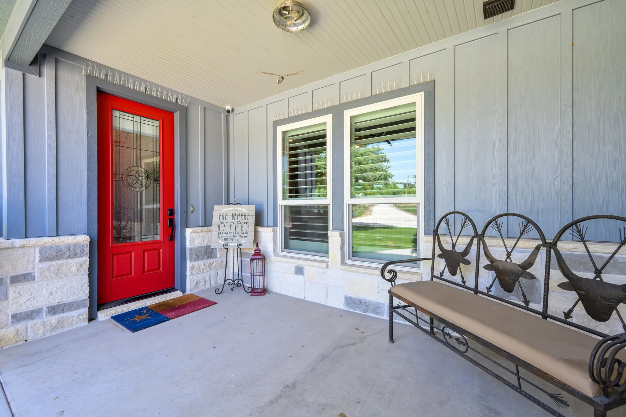 Single Family Residence For Sale in Erath County , 1665 Overlook Ridge, Bluff Dale, Texas 76433, 3 Bedroom, 2 Bathroom, 3 Garage spaces, 2,670 Sqft, built in 2022, mls#21335701, Real Estate Agent in Bluff Dale, Homes For Sale in Erath county, Homes For Sale in Bluff Dale, Realtor in Bluff Dale Texas, Real Estate Brokerage Independent Realty Texas, Luminita Cordes Realtor