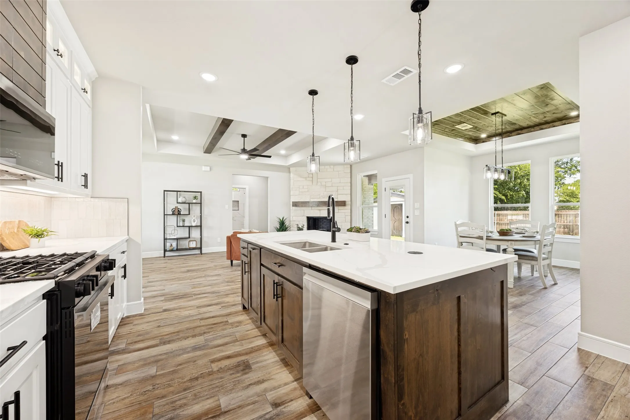 Single Family Residence For Sale in Fannin County , 310 Cottonwood, Leonard, Texas 75452, 4 Bedroom, 2 Bathroom, 2 Garage spaces, 1,834 Sqft, built in 2026, mls#21337553, Real Estate Agent in Leonard, Homes For Sale in Fannin county, Homes For Sale in Leonard, Realtor in Leonard Texas, Real Estate Brokerage Independent Realty Texas, Luminita Cordes Realtor
